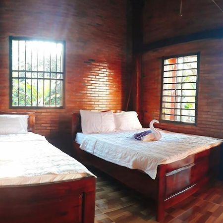 Cat Tien Farmer Lodge Quan Tom Buitenkant foto