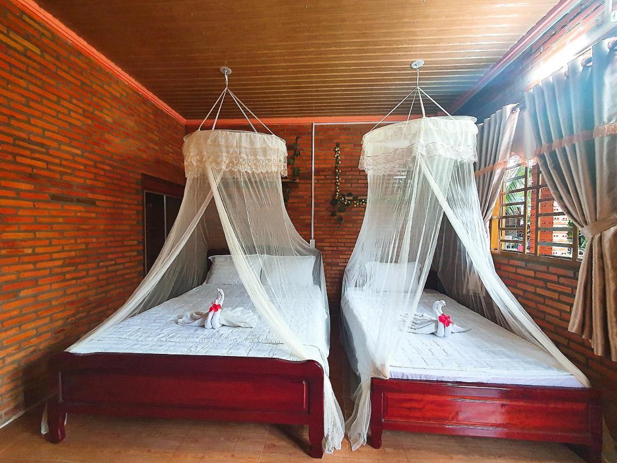 Cat Tien Farmer Lodge Quan Tom Buitenkant foto